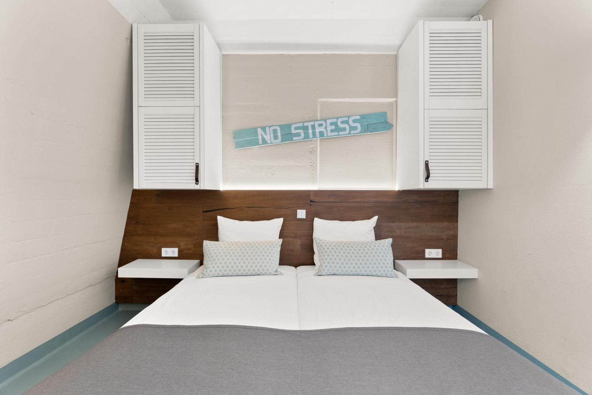 Beachrooms Pier 7 فليسينْخين الغرفة الصورة