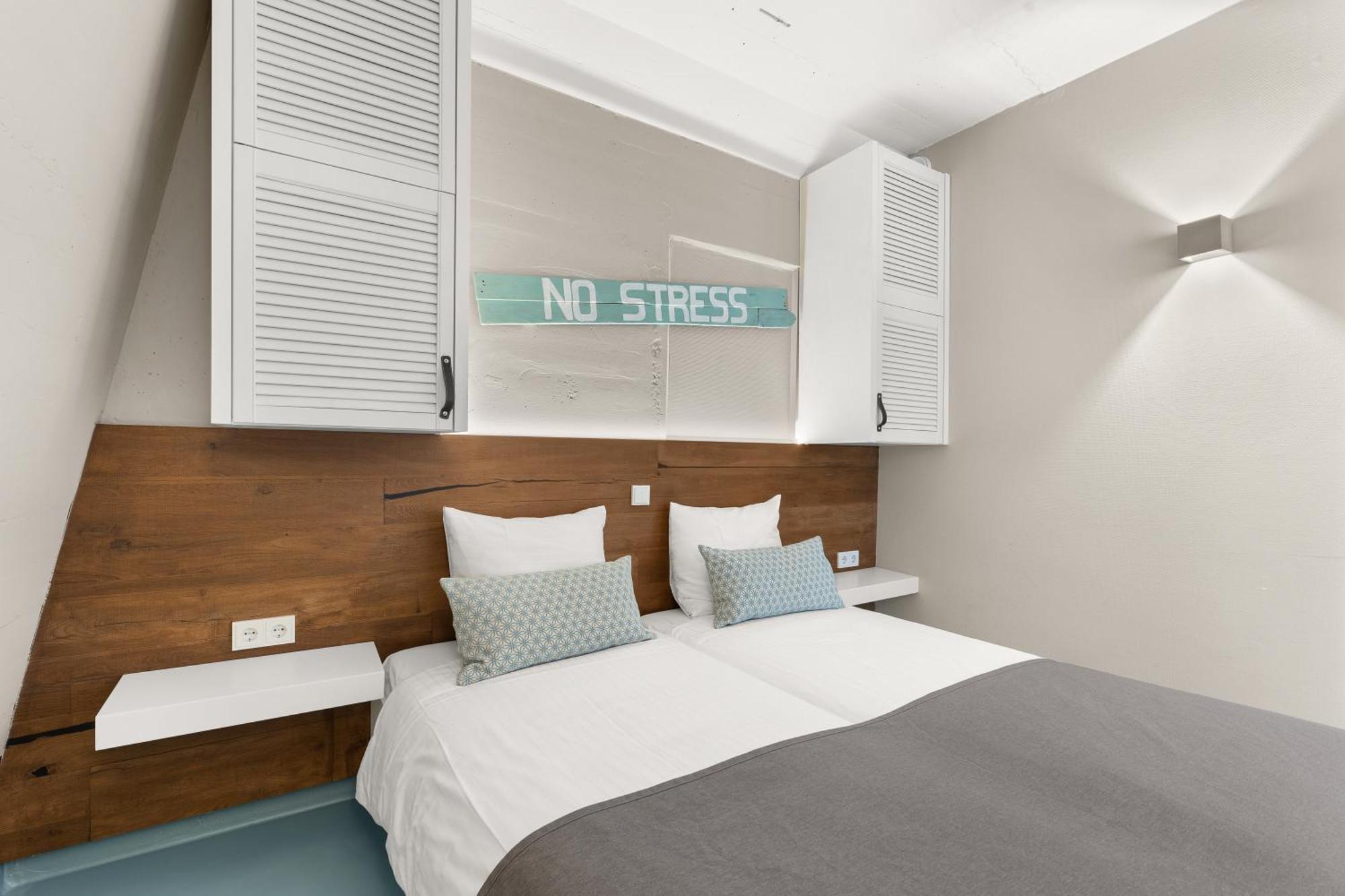 Beachrooms Pier 7 فليسينْخين الغرفة الصورة