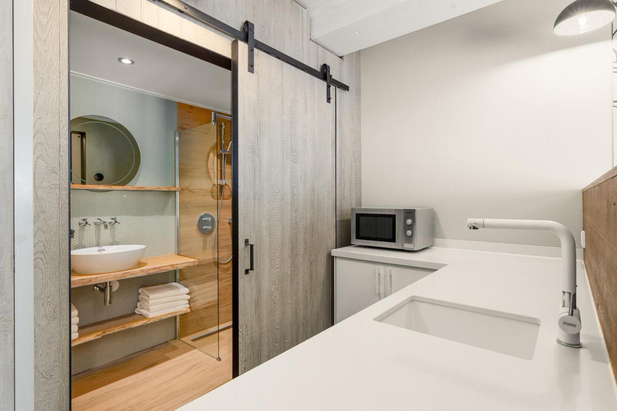Beachrooms Pier 7 فليسينْخين الغرفة الصورة